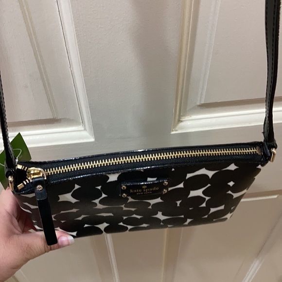 NWT Kate Spade Black White Millie Crossbody Purse - Picture 4 of 12